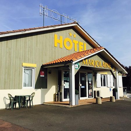 Hotel Marjolaine Roullet Екстер'єр фото